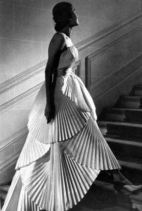 christian dior alla im abendkleid aus plissiertem taft|The Amazing Story of Alla Ilchun, the Kazakh Muse of Christian Dior.